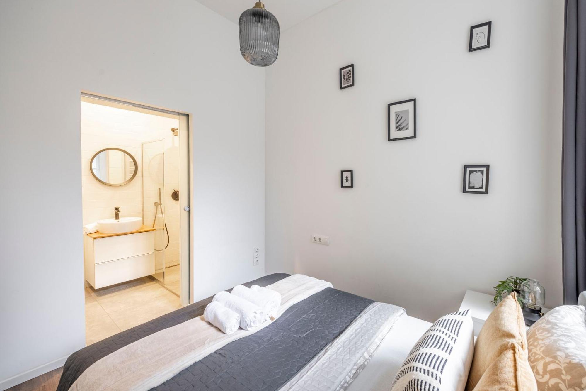 Apartament Charming & Cozy 1bedrm